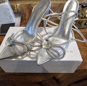 Cult of culquette bow heels